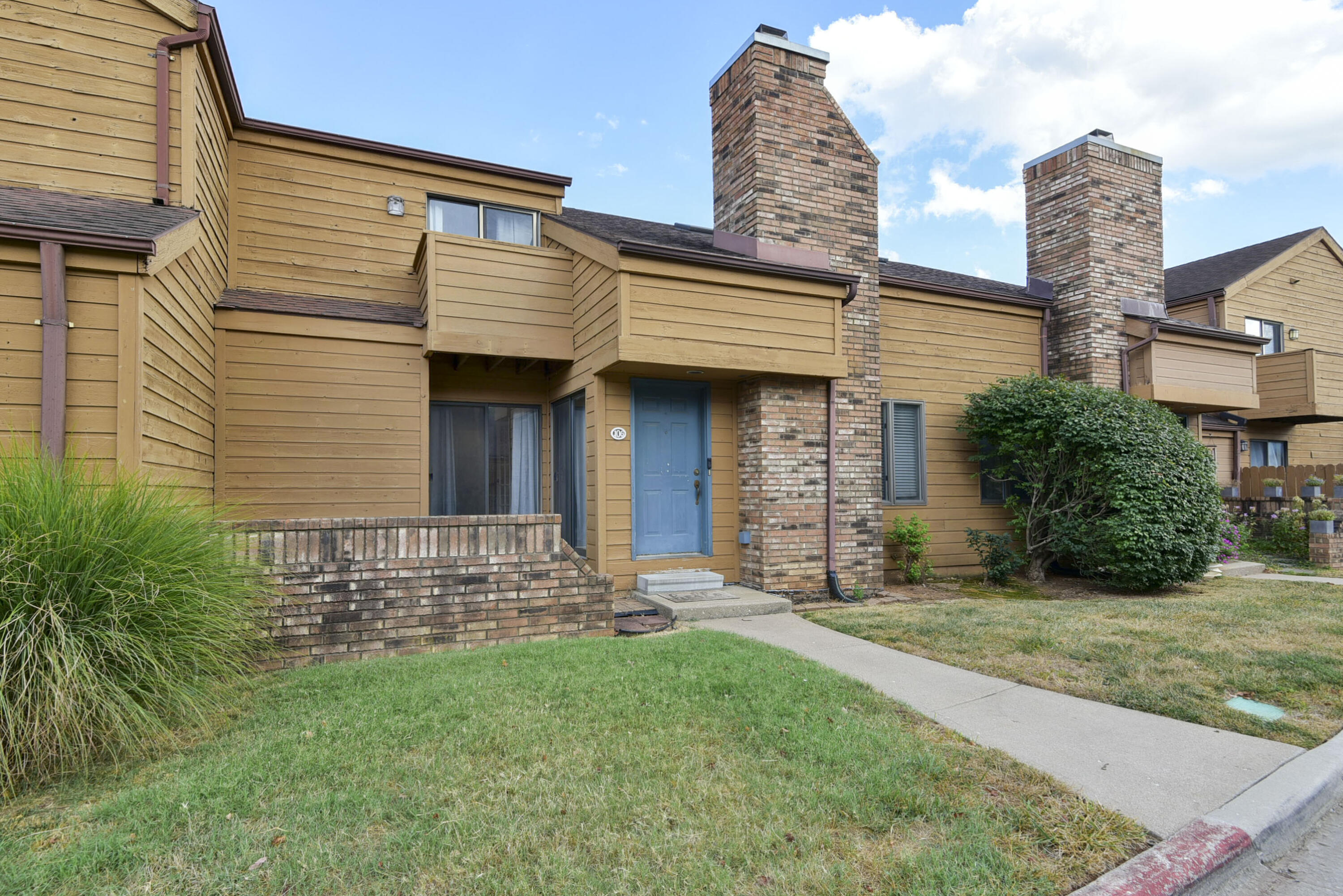 3440 S Delaware #106 1