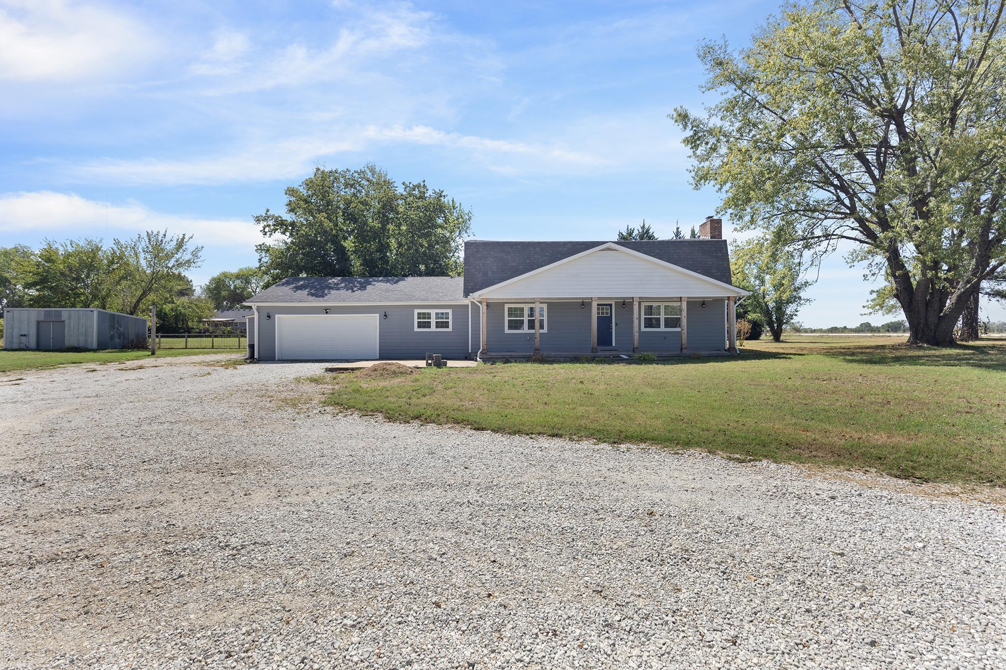 1403 N Central City 1