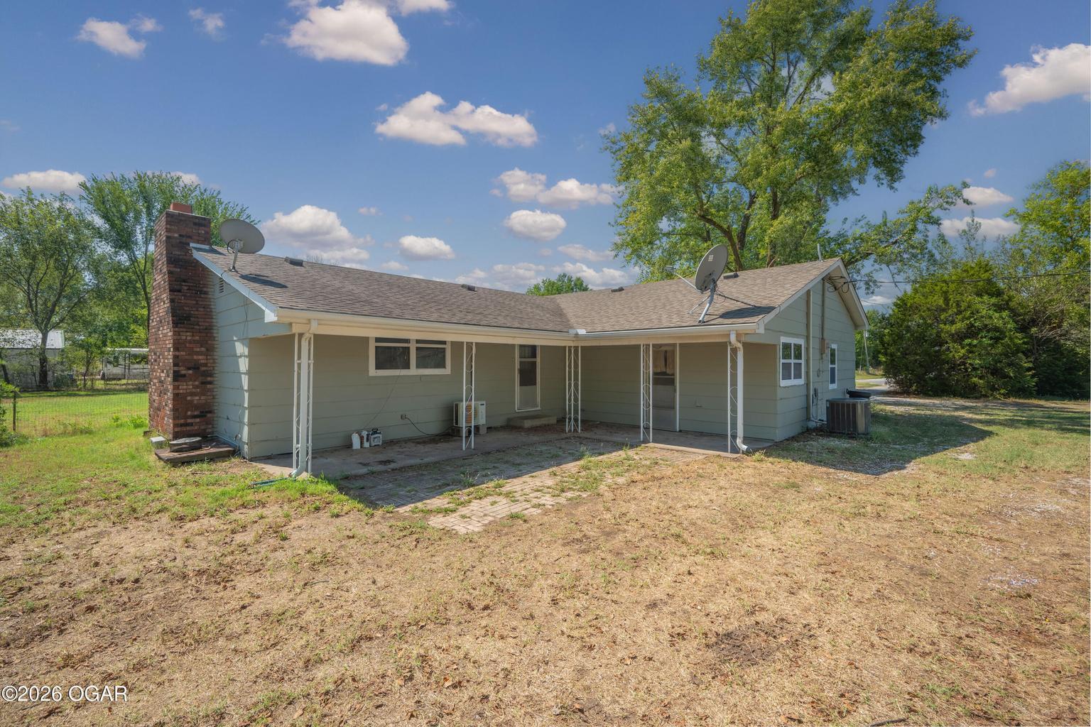 5690 County Road 290 1