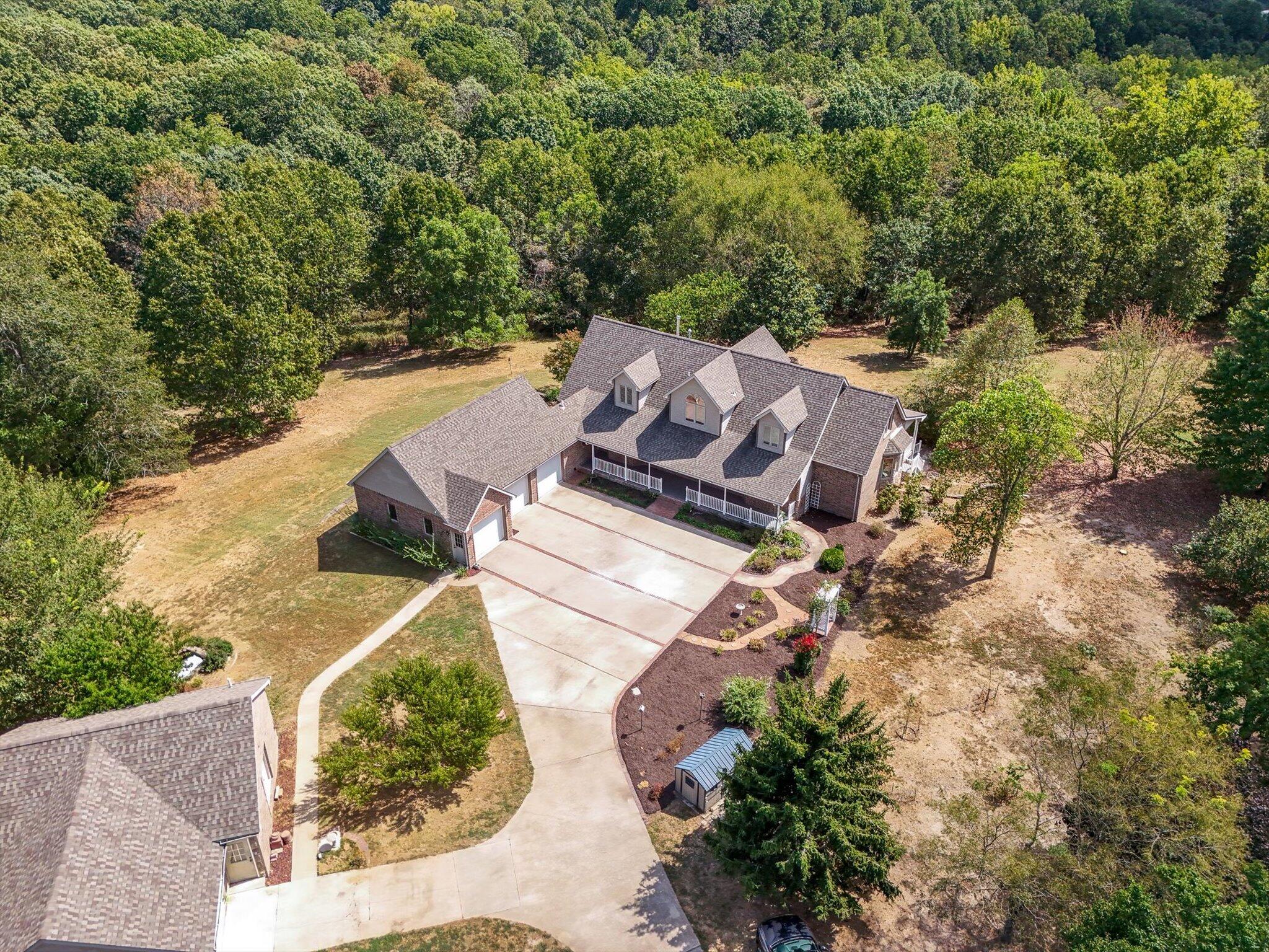 624 S Wood Haven 1