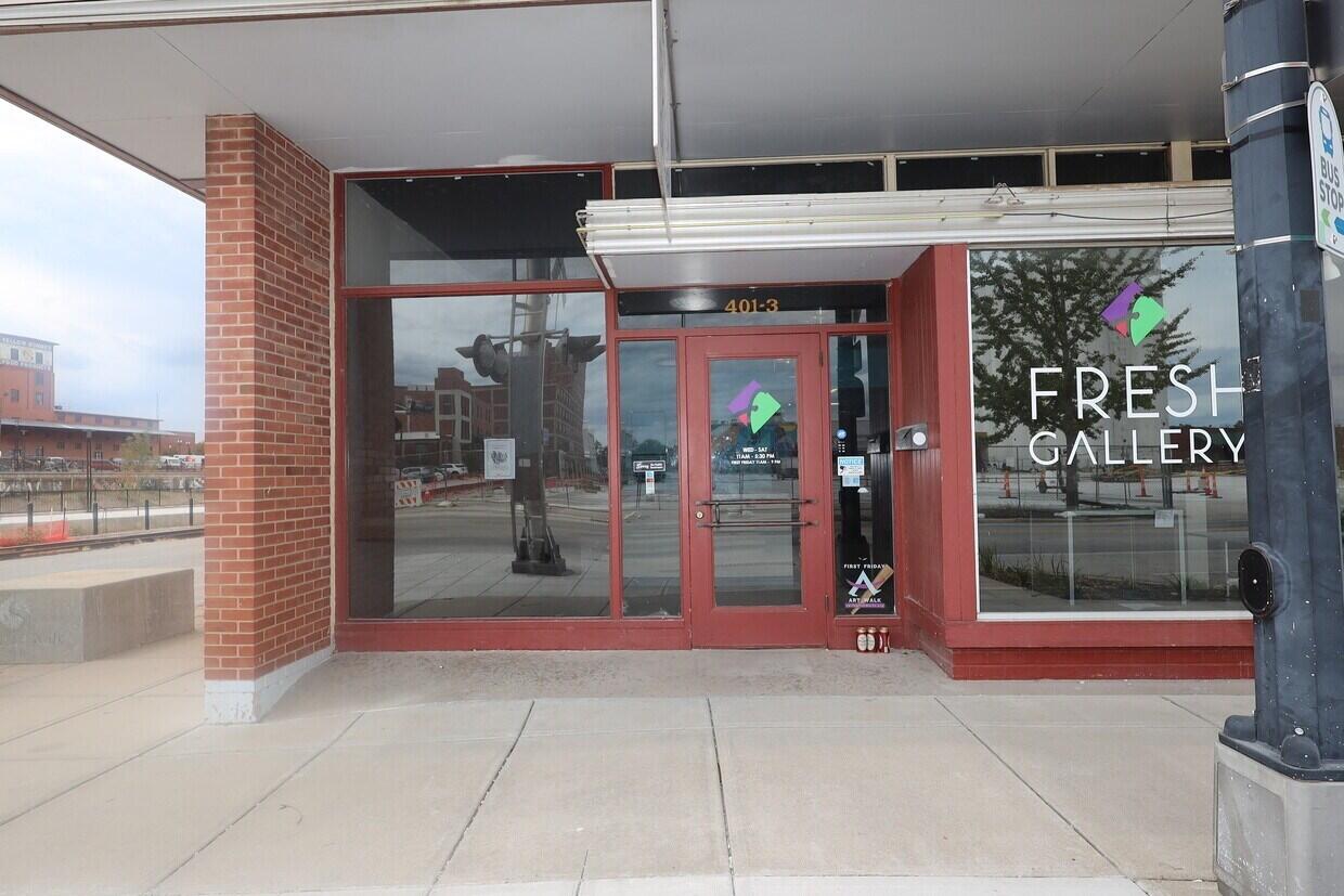 401 N Boonville 1