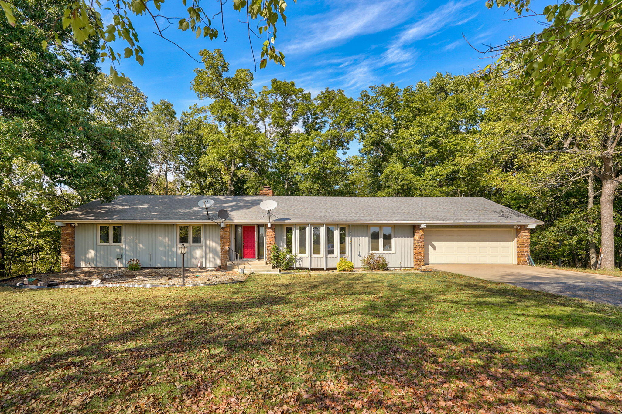 8627 N Farm Road 145