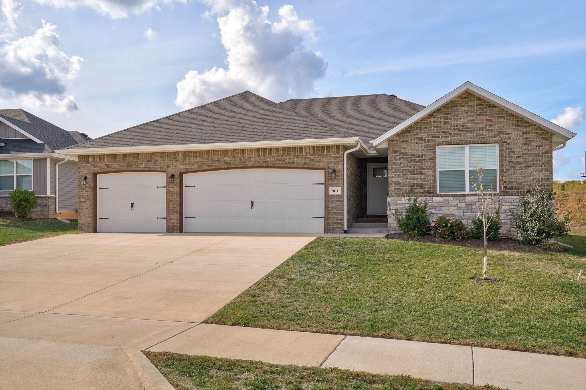 2011 S Edgewood